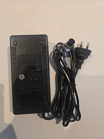 Electric scooters charger 54.6v 3A M16